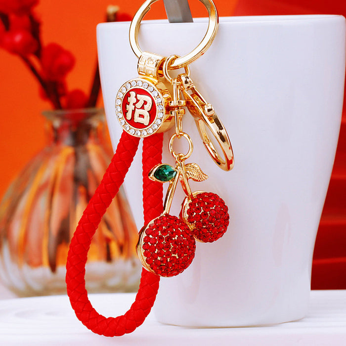 Wholesale Diamond studded car keychain pendant, metal keychain ring, cute and creative