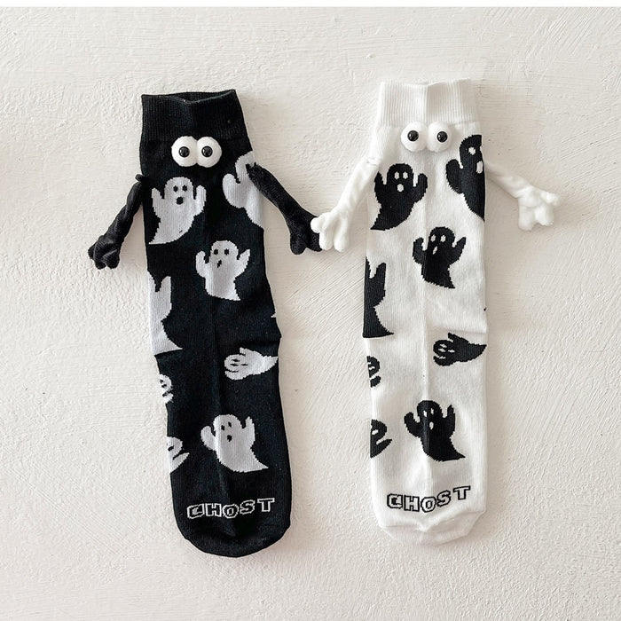 Wholesale Ghost  socks magnetic holding socks  feet plus size couple black and white tube socks