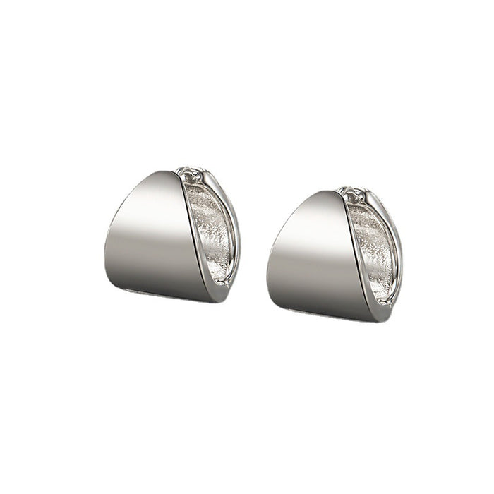 Wholesale Gold and silver triangle earrings with exquisite and high-end design