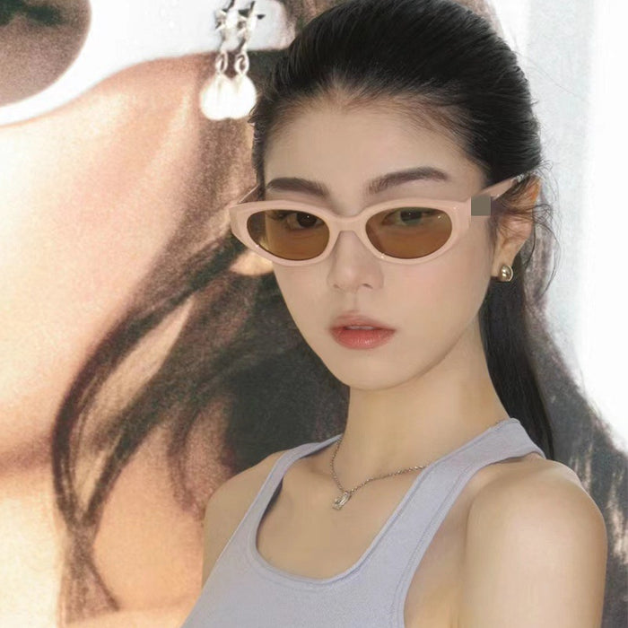 Wholesale Cat's Eye Panel Sunglasses Sunscreen and UV Protection Advanced Sunglasses