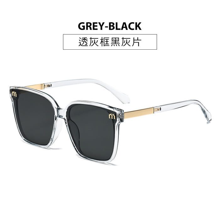 Wholesale Large frame sunglasses with a high-end feel, retro box design, UV resistant sunglasses for the beach