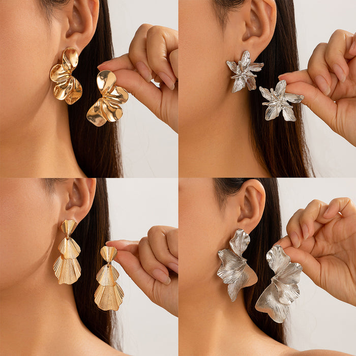 Wholesale Personalized Double layered Five petal Flower Earrings with Vintage Striped Leaves and Tassel Earrings