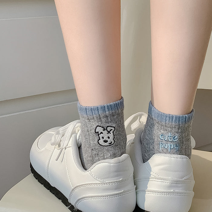 Wholesale Cartoon embroidery fashionable short socks low top cotton socks