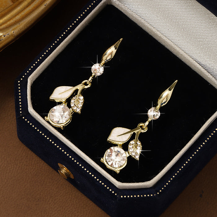 Wholesale diamond-studded leaves flower pearl earrings