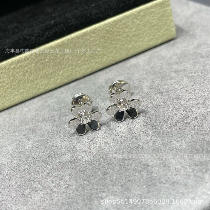 Wholesale Gold Plated Clover Necklace Women' s Fashion Jewelry