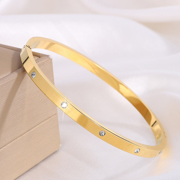 Wholesale Titanium steel bracelet with high-end fashion, light luxury, exquisite and non fading accessories, stainless steel diamond inlaid bracelet