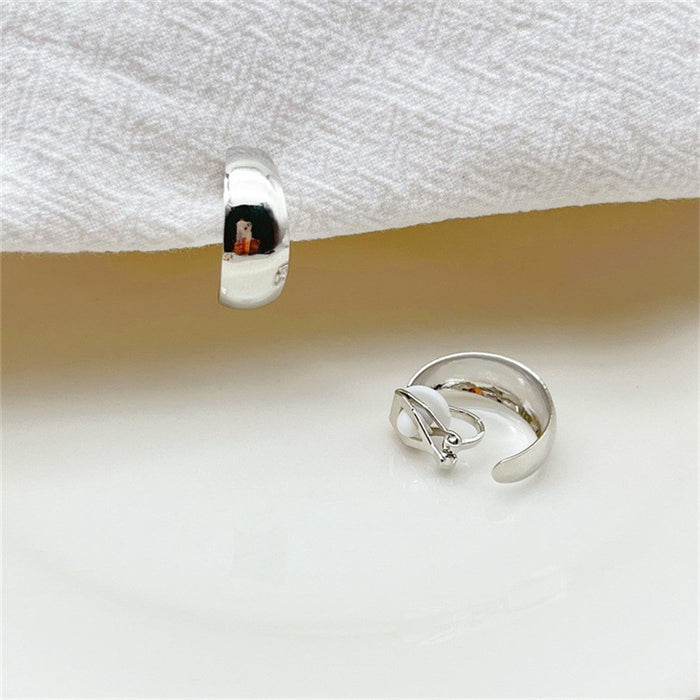 Wholesale   c-shaped  ear clip without ear hole temperament earrings women's semi-round earrings