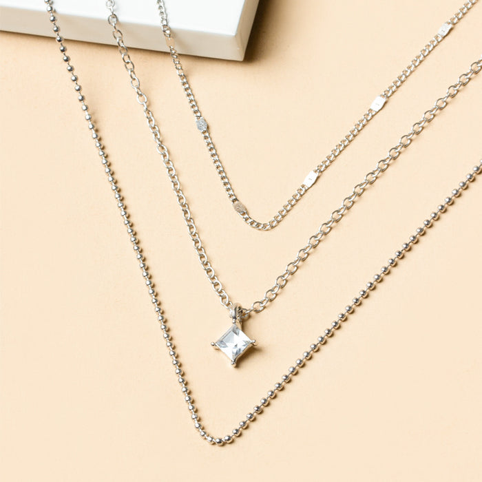 Wholesale Fashionable, simple and personalized multi-layer metal chain square diamond pendant necklace
