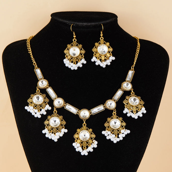 Wholesale Bohemian Ethnic Style Turquoise Necklace and Earrings