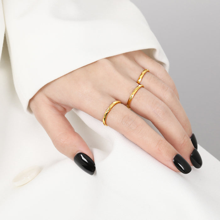 Wholesale New exquisite ring, fashionable and high-end versatile titanium steel index finger ring