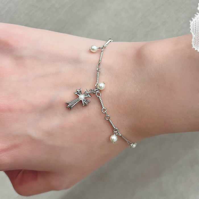 Wholesale Double layered diamond studded cross pearl necklace, niche personality, temperament, high-end feeling, collarbone chain