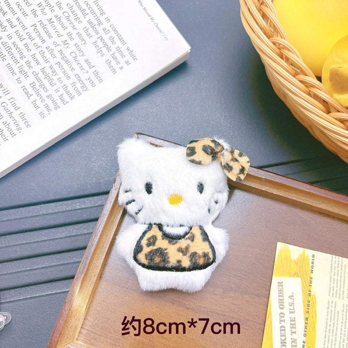 Wholesale Squeaking Cat Plush Pendant Cute Doll Keychain Pendant Doll Machine