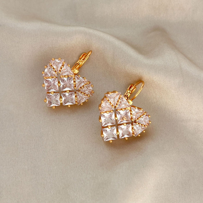 Wholesale Zircon Heart Earrings Niche New Peach Heart Design Earrings