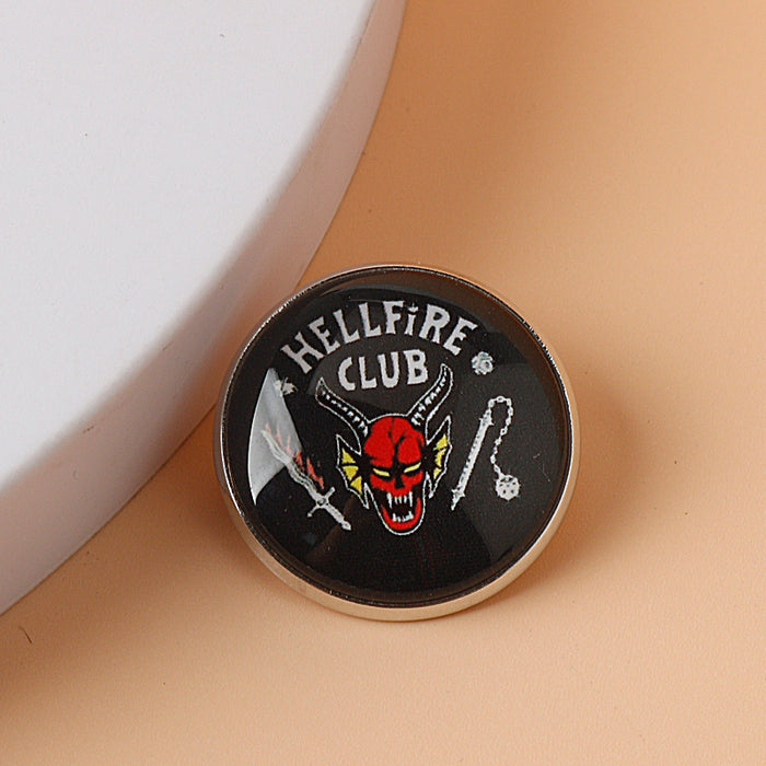 Wholesale Fashionable film and television peripheral alloy round brooches