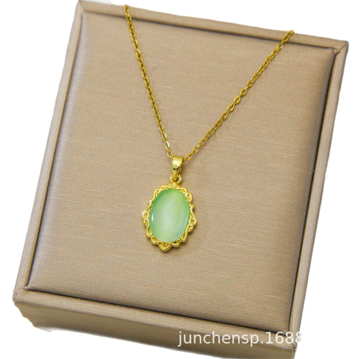 Wholesale Vintage light luxury lace, cat's eye stone, titanium steel that does not fade, light luxury, elegant and high-end necklace