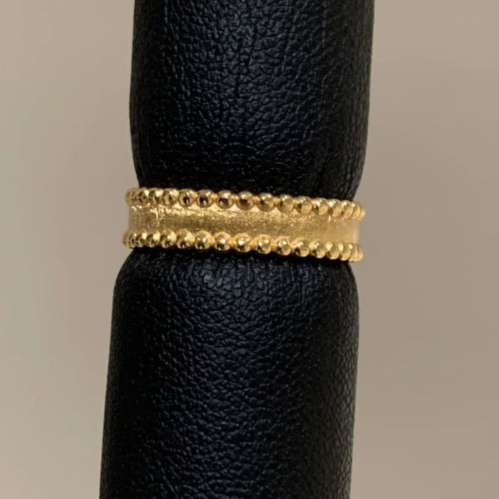 Wholesale Ring for women, vintage index finger ring, high-end ring, women's new style