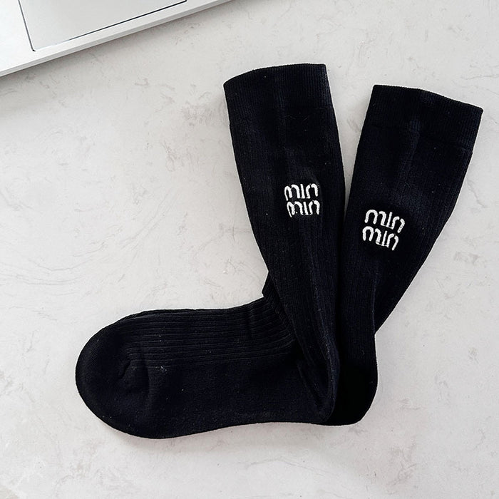 Wholesale Socks trend boneless mid tube women's socks long tube stacked socks