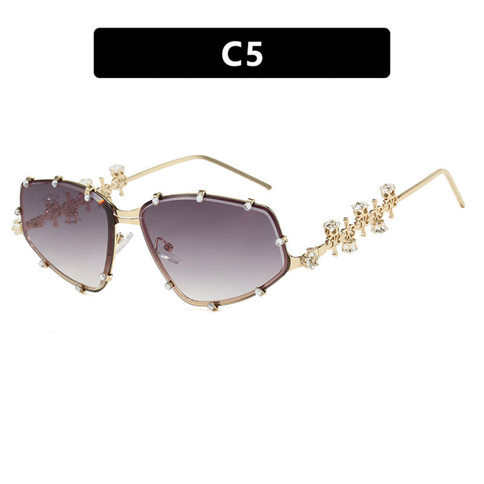 Wholesale Diamond studded glasses frame, fashionable with diamond shaped flat lens, large frame, personalized glasses frame