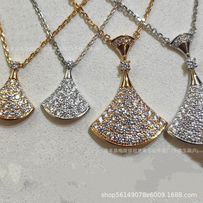 Wholesale Gold Plated Fan Necklace Copper Alloy Jewelry Accessory