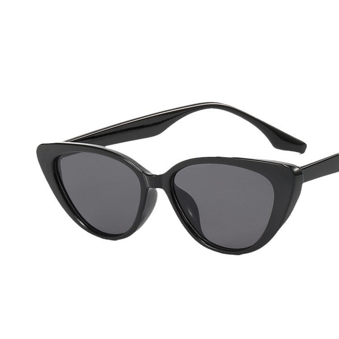 Wholesale Triangle Cat Eye Frame PC Sunglasses JDC-SG-Kaiy006