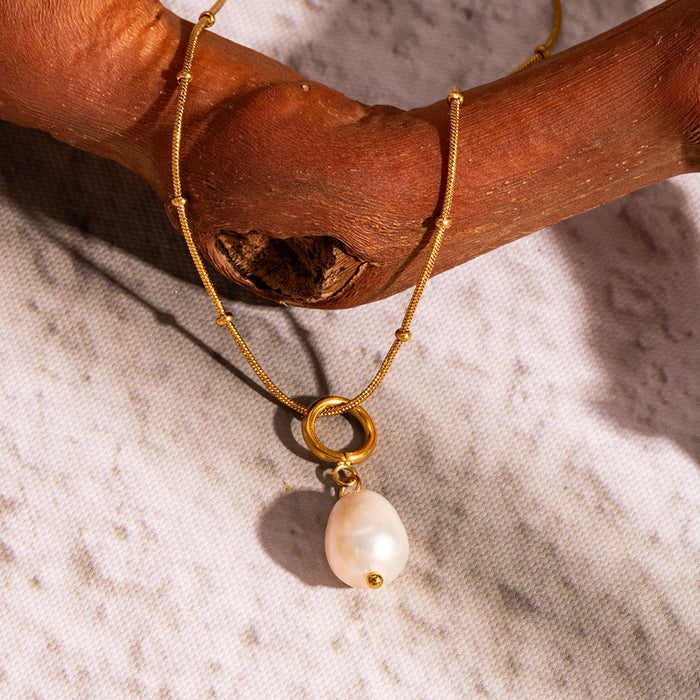 Wholesale Pearl pendant necklace, minimalist style, light luxury necklace, stainless steel collarbone chain accessory