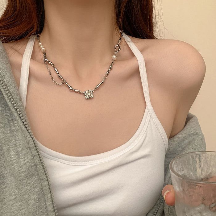 Wholesale Pearl zircon necklace with high-end design and niche collarbone chain