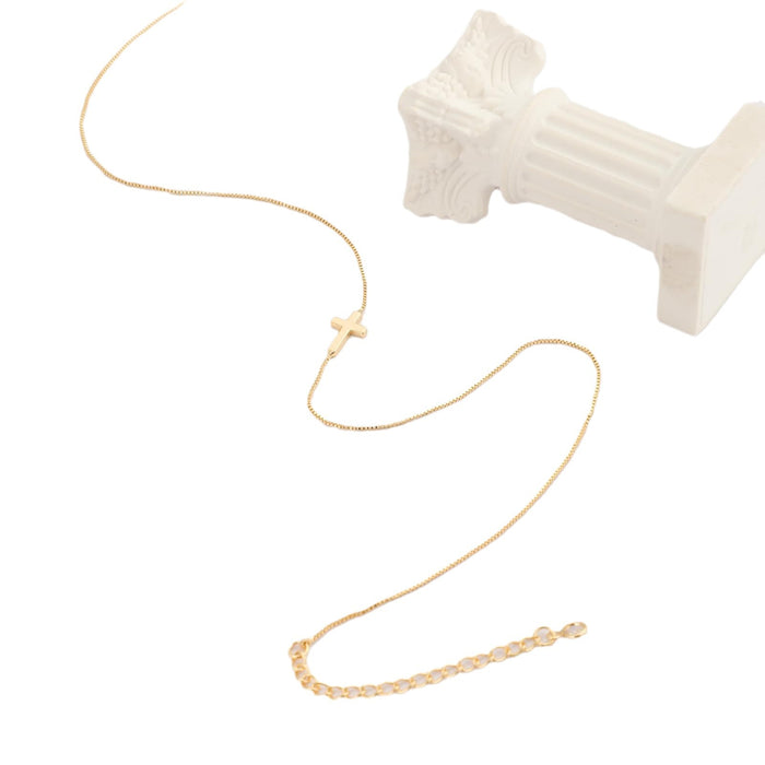 Wholesale Stainless steel gold-plated small cross pendant necklace, collarbone chain, fashionable