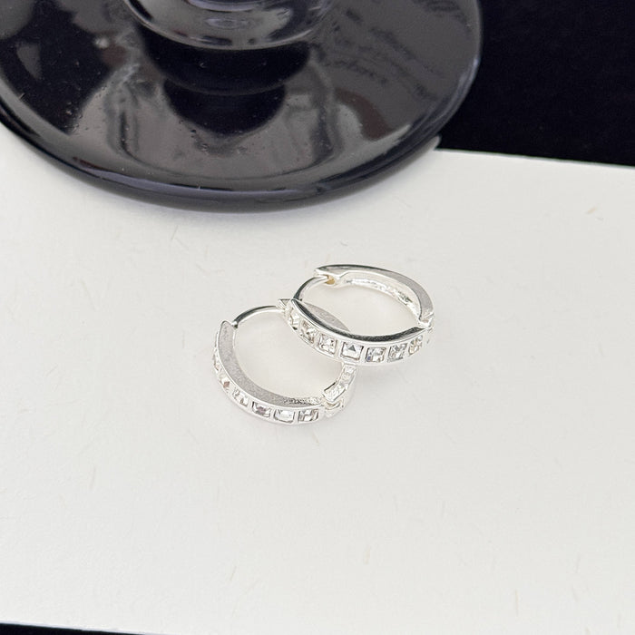 Wholesale Fashionable sparkling diamond earrings, square earrings, new earrings, niche design, high-end earrings