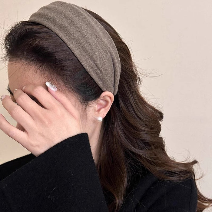 Wholesale Simple temperament wide-brimmed suede headband hair band headband small anti-slip hair band headband showing face