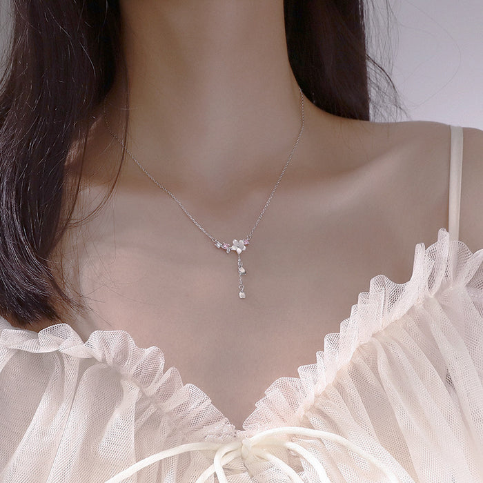 Wholesale New shell cherry blossom necklace with niche temperament collarbone chain
