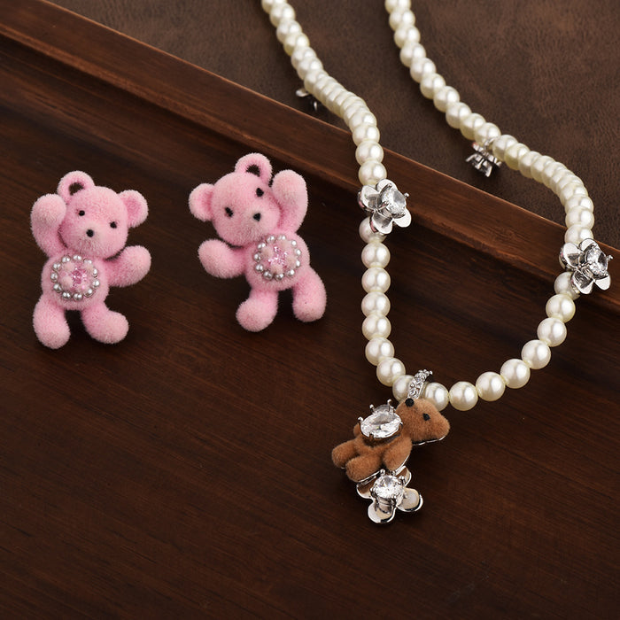 Wholesale Flocked Bear Pendant Pearl Necklaces