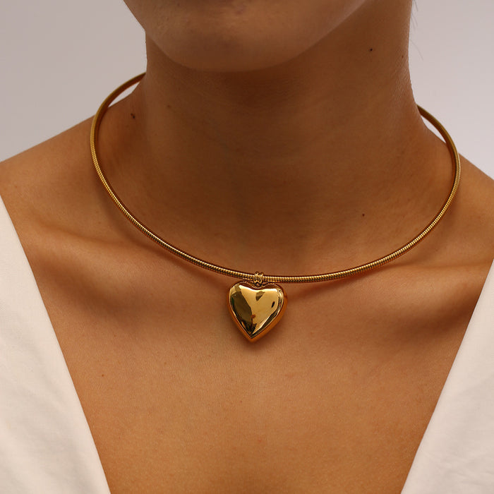 Wholesale Fashionable, simple and versatile design, stainless steel color retaining heart collar, heart-shaped collarbone chain wholesale