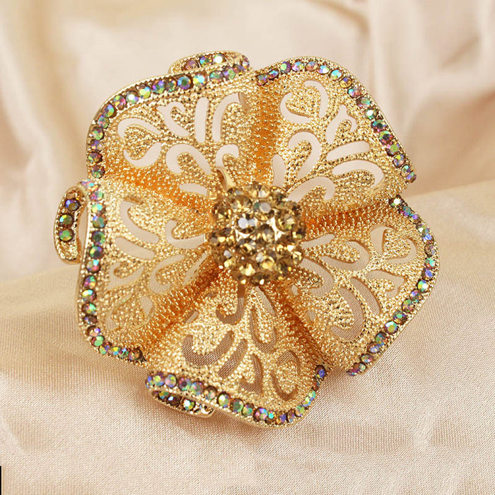 Wholesale Fashionable exaggerated opening noble temperament retro hollow diamond inlaid ring