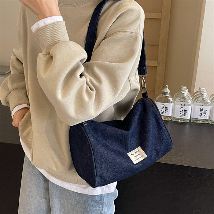 Wholesale Nylon bag, large capacity, single shoulder, niche, versatile, commuter crossbody, pleated shoulder strap