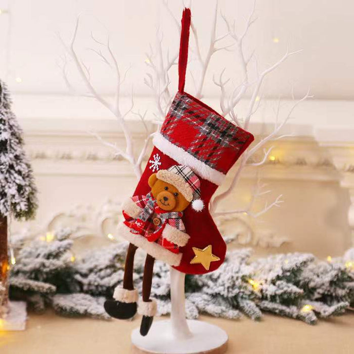 Wholesale Christmas Medium Plaid Socks Christmas Tree Hangings Children' s Holiday Candy Bags Home Decoration Supplies