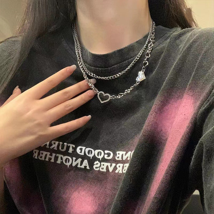 Wholesale Necklace, women's high-end design, niche double-layer T-shirt, chain lock, bone chain, temperament accessory, necklace