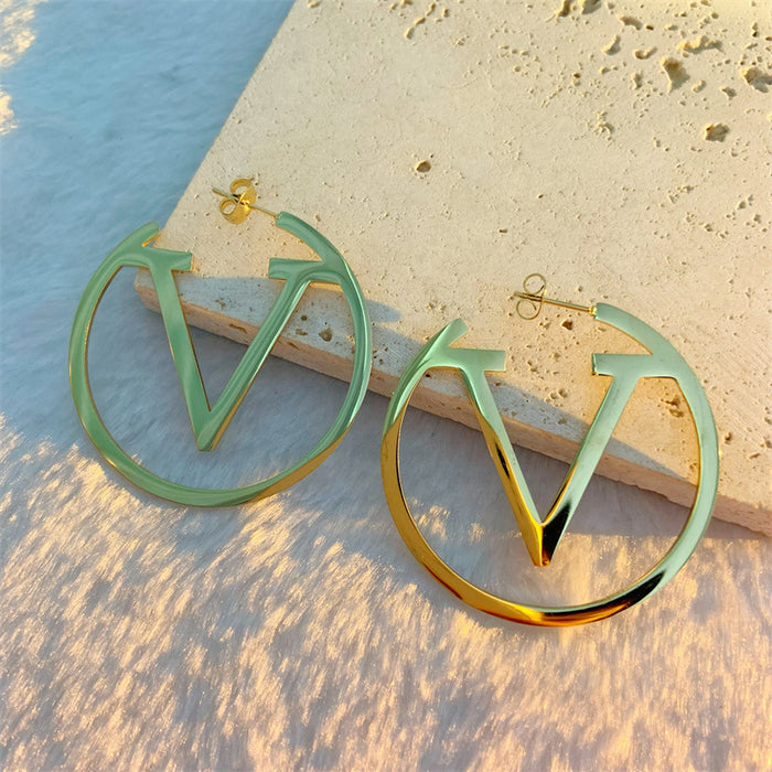 Wholesale Exaggerated earrings, light luxury, high-end feeling, titanium steel earrings, fashionable letters, stainless steel personalized earrings