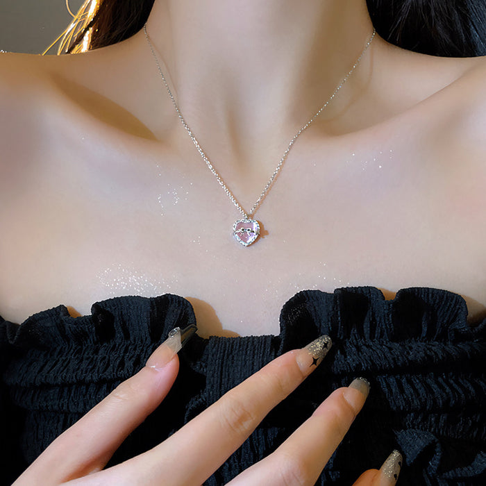 Wholesale Simple bow, heart-shaped necklace, light luxury, high-end, niche design, collarbone chain, neck chain