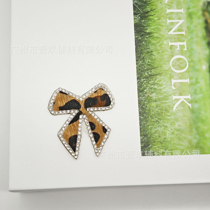 Wholesale Leopard print butterfly and flower rhinestone hotfix iron-on patches for DIY decoration.