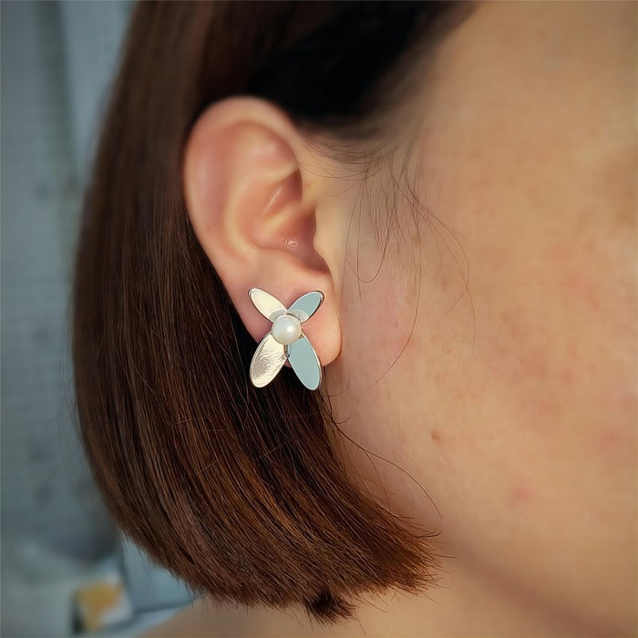 Wholesale  freshwater beads high cold temperament earrings ear pin