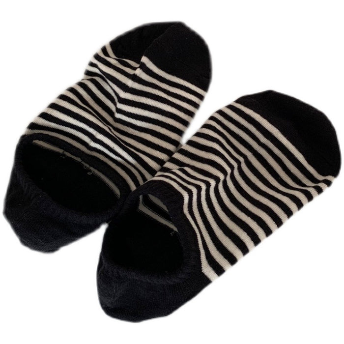 Wholesale Simple summer thin short socks with anti slip and invisible low top boat socks