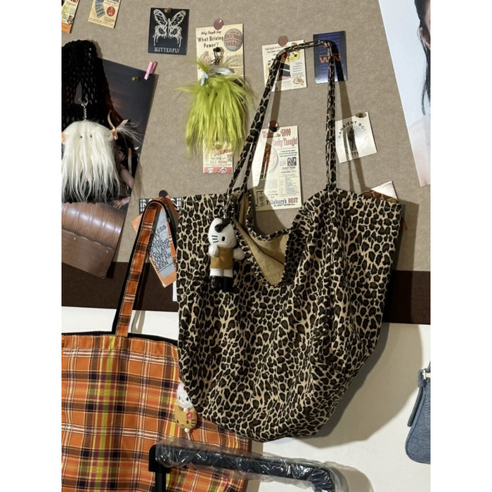 Wholesale Large capacity leopard print large shoulder bag versatile and practical canvas bag