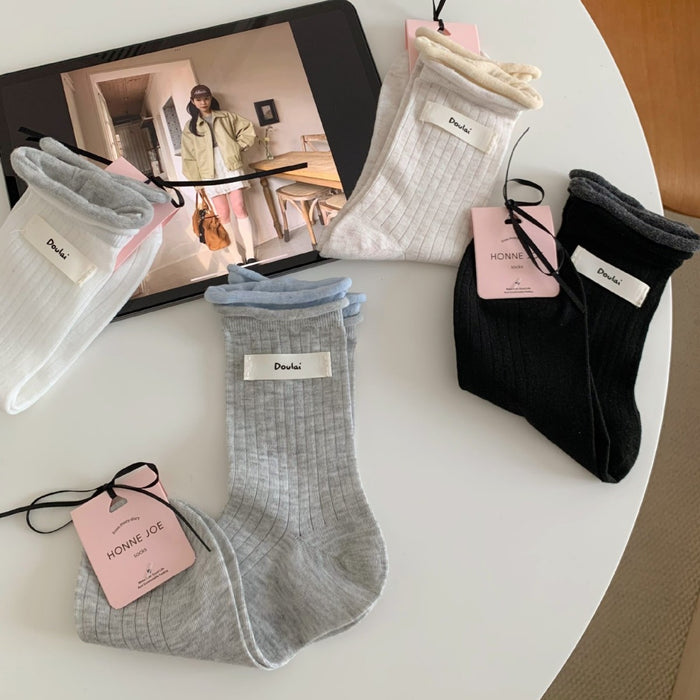 Wholesale Versatile vertical striped socks, thin, simple, versatile, rolled edge stacking socks