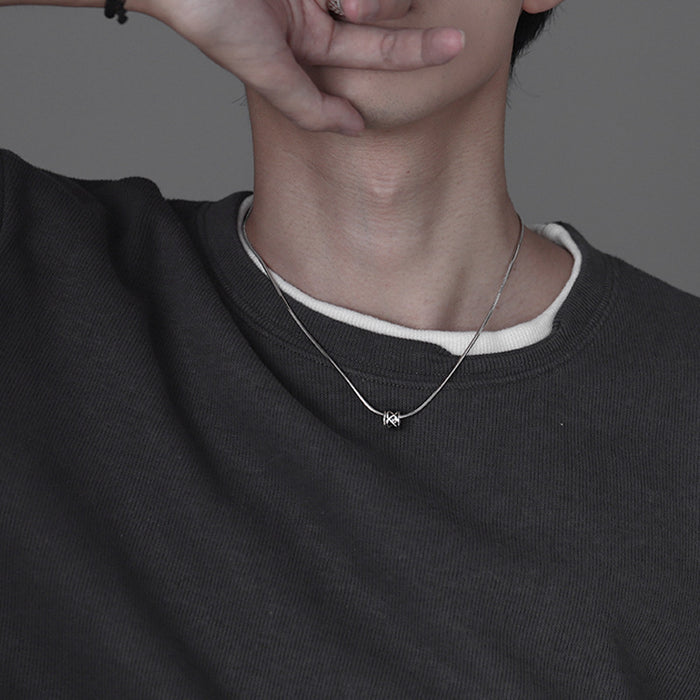 Wholesale Necklace for men, niche snake bone chain, small waist necklace, simple men's pendant