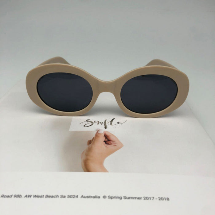 Wholesale Retro Oval Frame Sunglasses Hot Hot Girl Sunglasses Women's