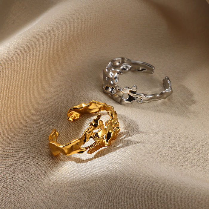 Wholesale Fashionable and personalized design, snake shaped irregular curve, geometric arc, non fading opening ring