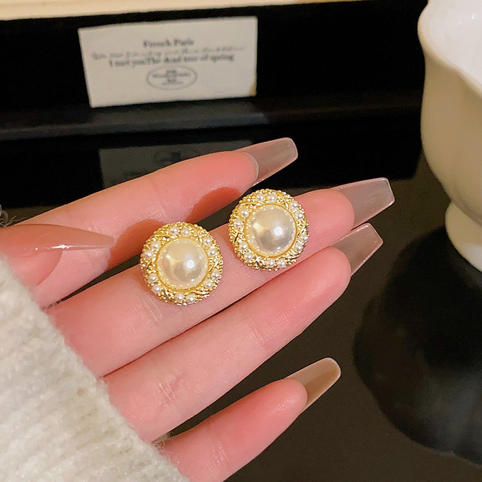 Wholesale Pearl and Cat' s Eye Stud Earrings