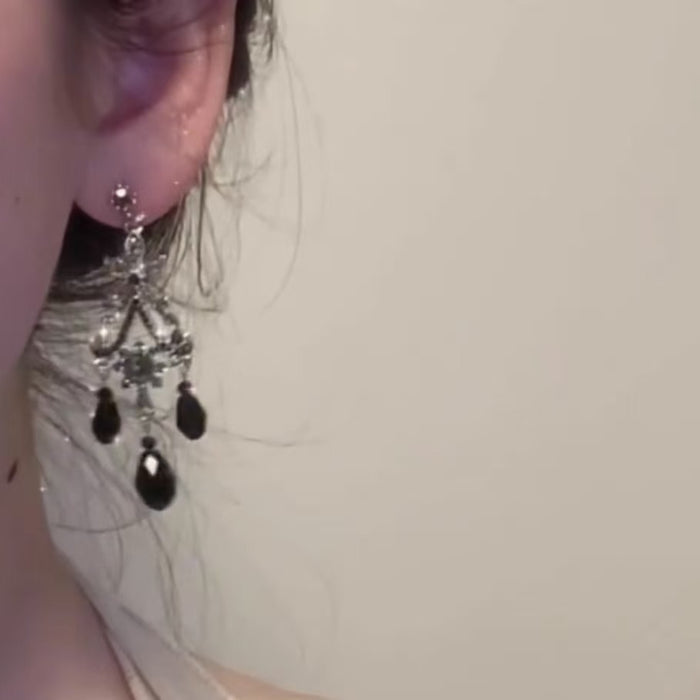 Wholesale Vintage water droplet fringe earrings with niche design, high-end feel, versatile earrings, elegant temperament, earrings