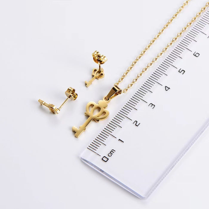 Wholesale Crown Key Necklace Earring Set Accessories Polishing Pendant Jewelry