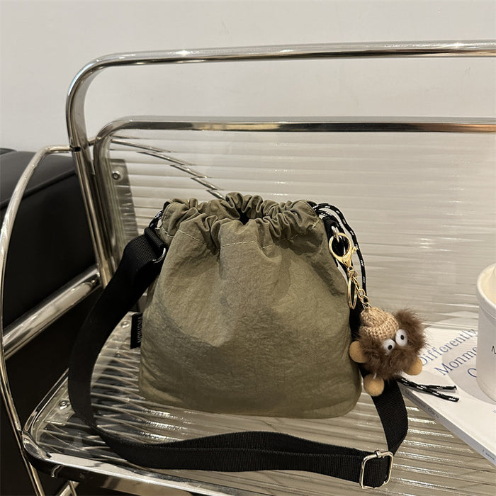 Wholesale Lightweight sports shoulder crossbody bag, casual large capacity, fashionable pleated bucket bag